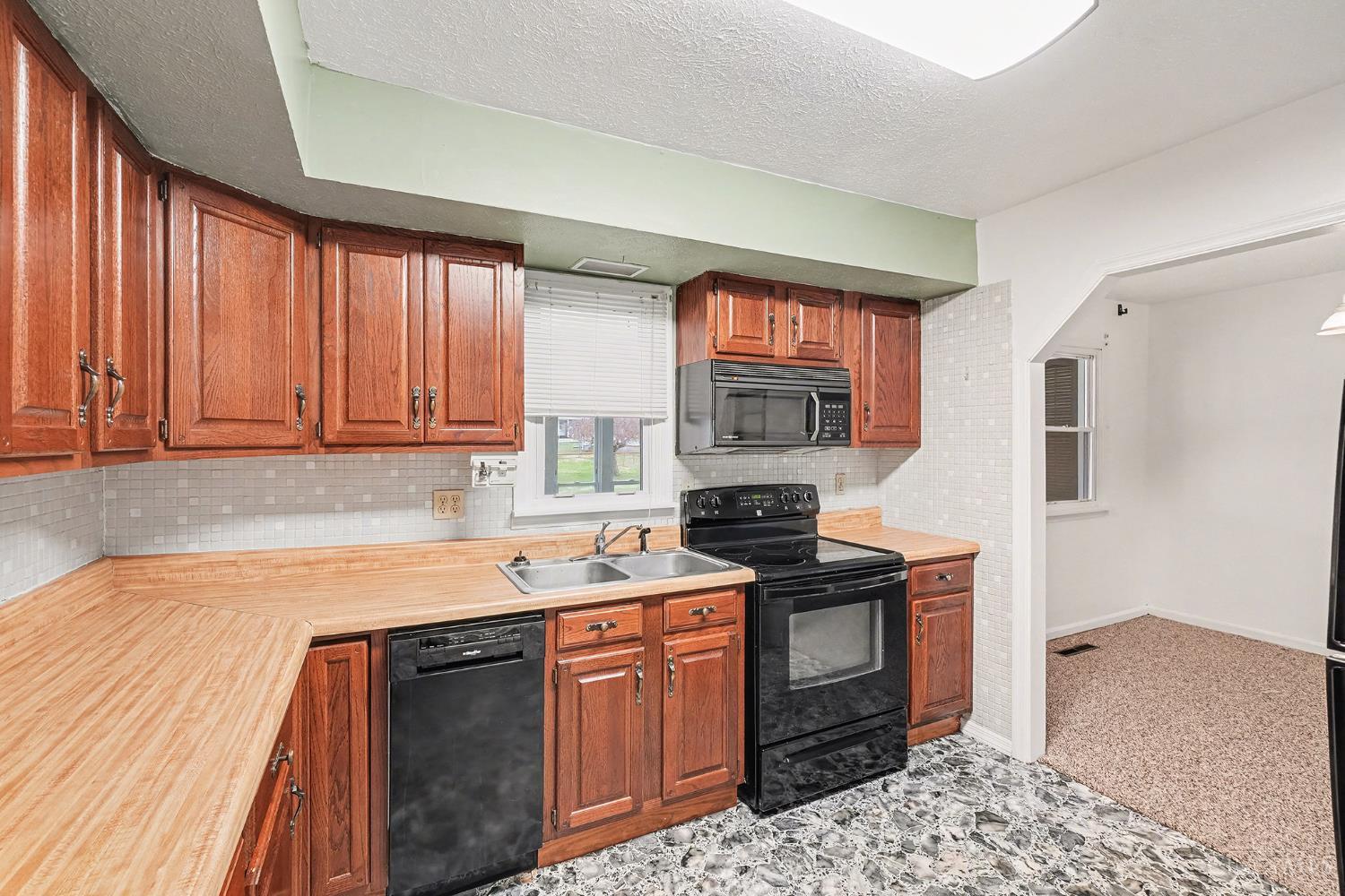 1776 Christopher Road Aberdeen, OH 45101 - Photo 6 of 19