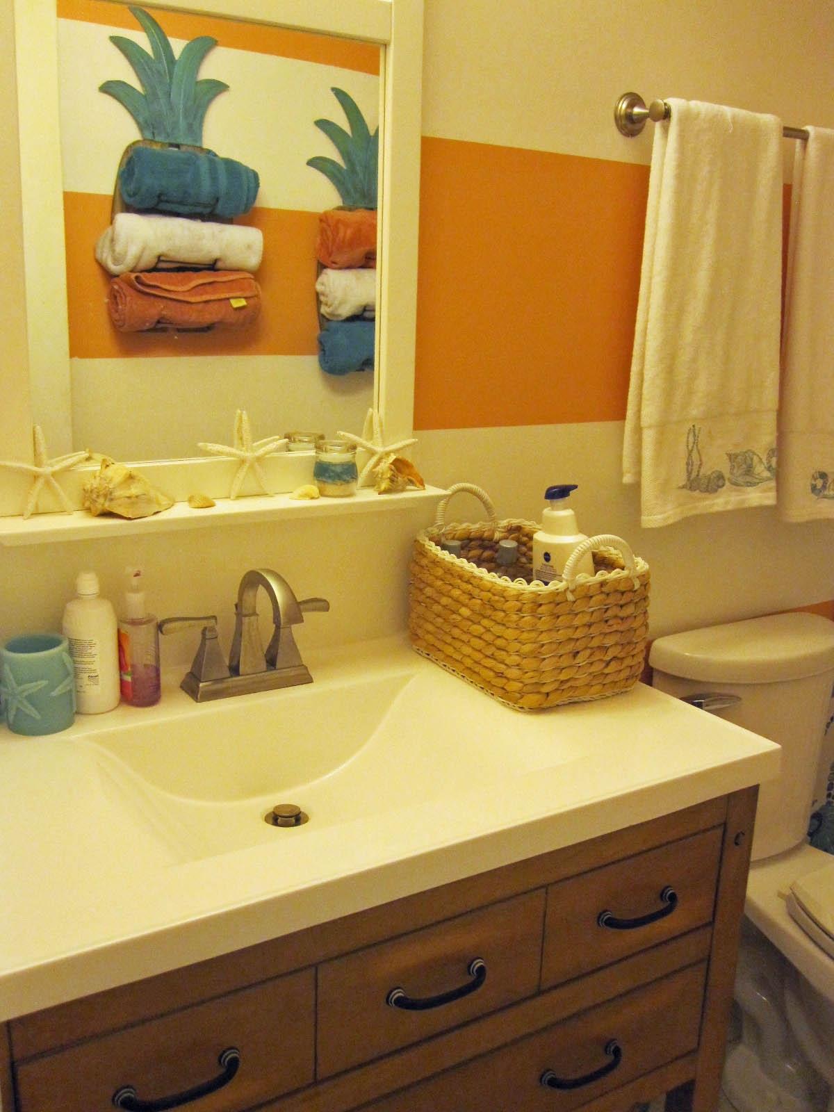 1161 Rifle Range Road Mount Pleasant, SC 29464 - Photo 23 of 32 Guest Bath