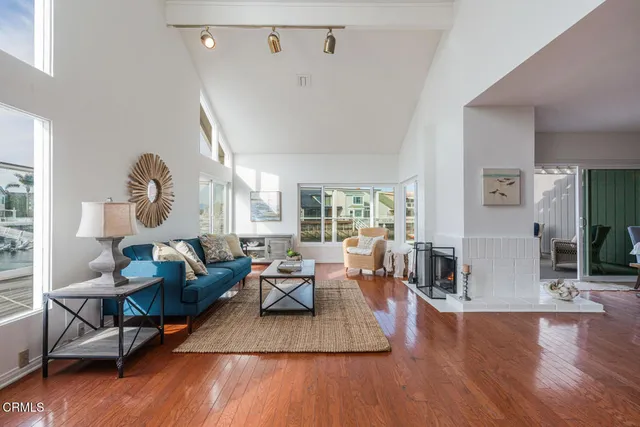 $2,695,000 | 2221 Kingsbridge Lane, Oxnard, CA 93035