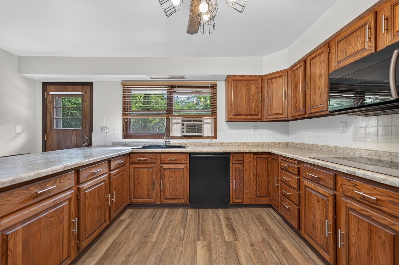 450 Marstonmoor Road Lake Summerset, IL 61019 - Photo 13 of 54