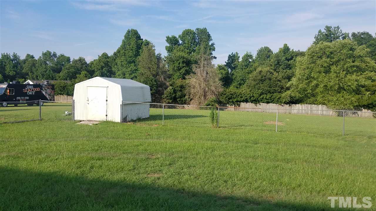 222 Old Roberts Road Benson, NC 27504 - Photo 13 of 14 Gallery Image 13