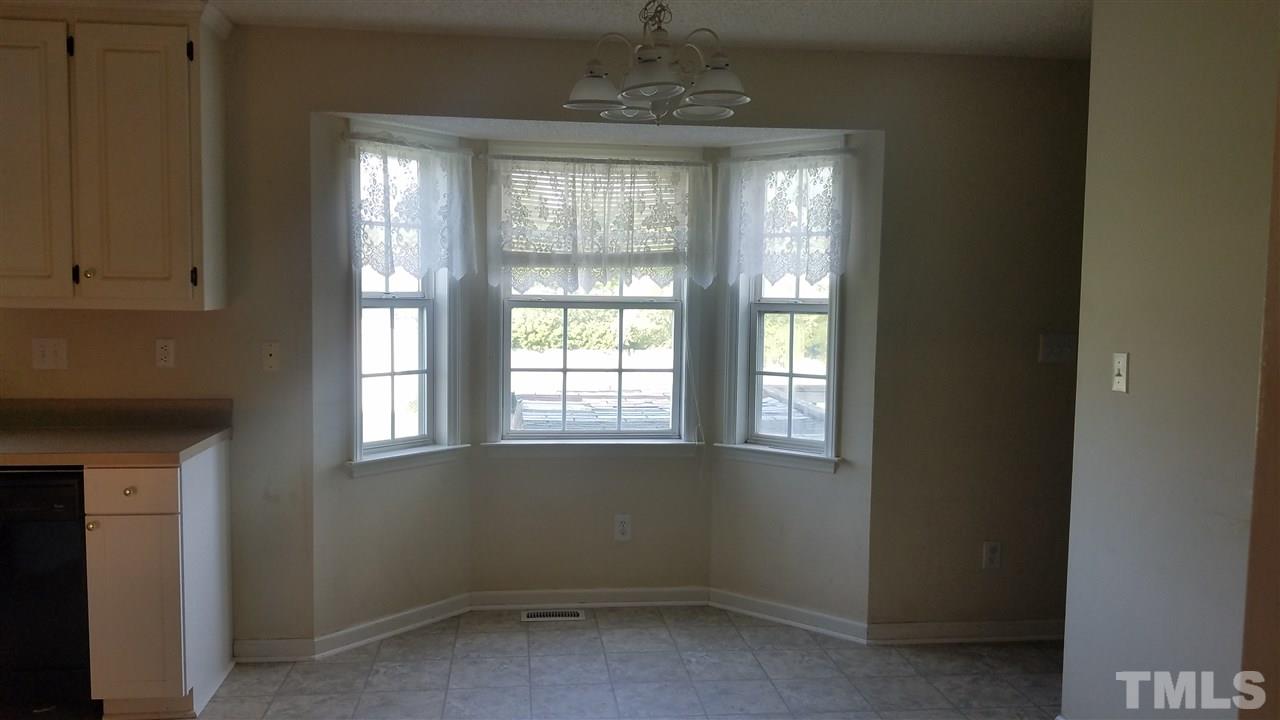 222 Old Roberts Road Benson, NC 27504 - Photo 4 of 14 Gallery Image 4