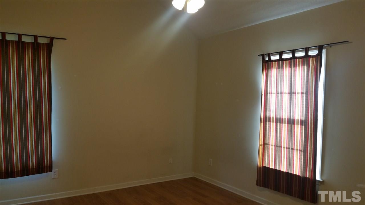 222 Old Roberts Road Benson, NC 27504 - Photo 8 of 14 Gallery Image 8