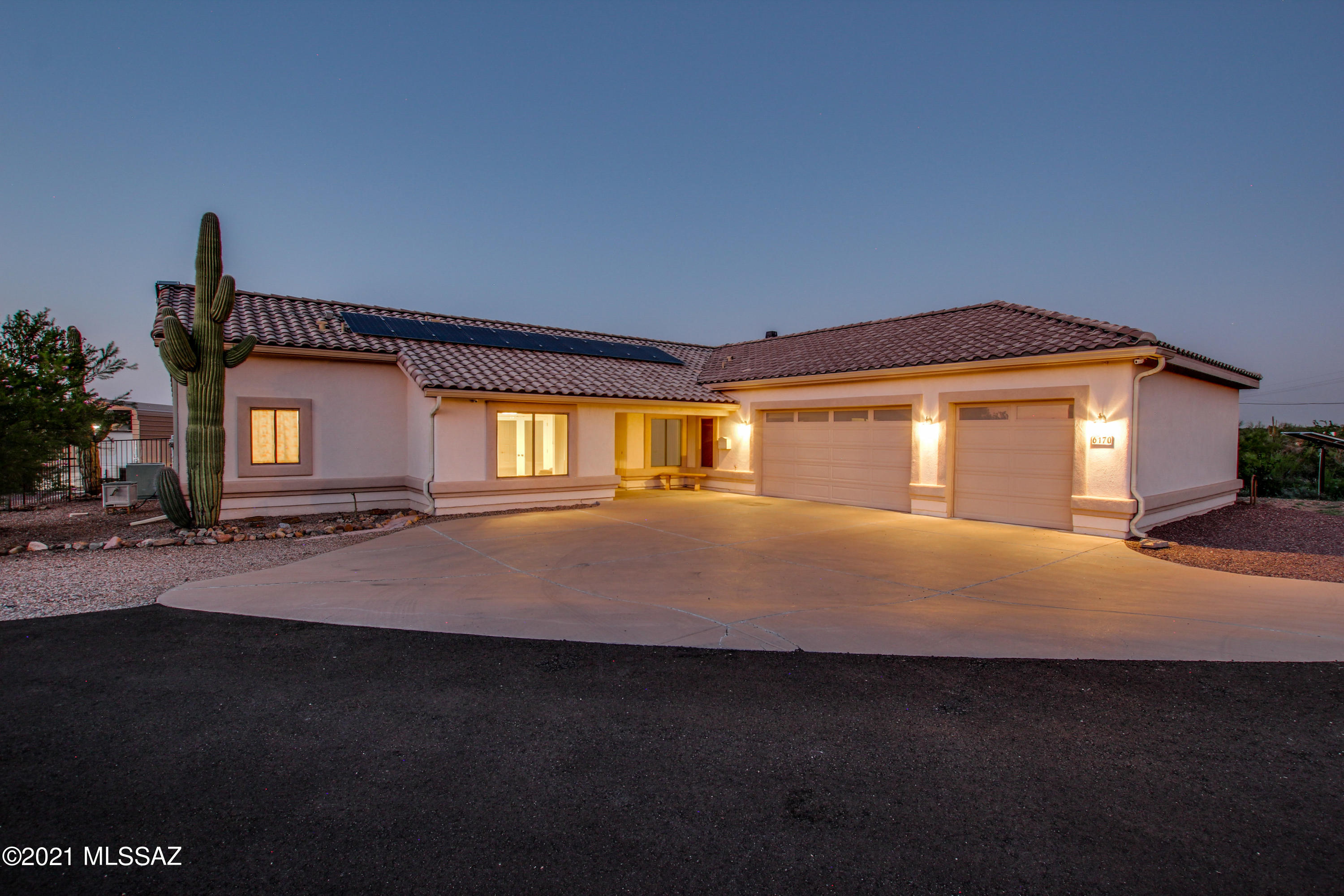 6170 West Ina Road Tucson, AZ 85743 - Photo 1 of 30 Gallery Image 1