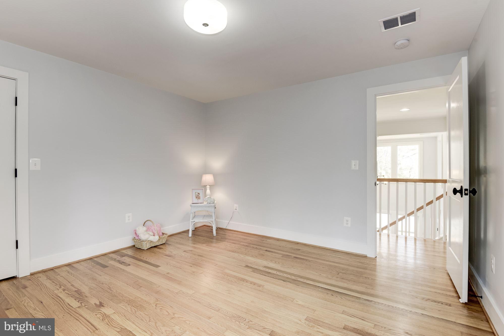 10526 Hunters Valley Road Vienna, VA 22181 - Photo 29 of 59 Bedroom #2