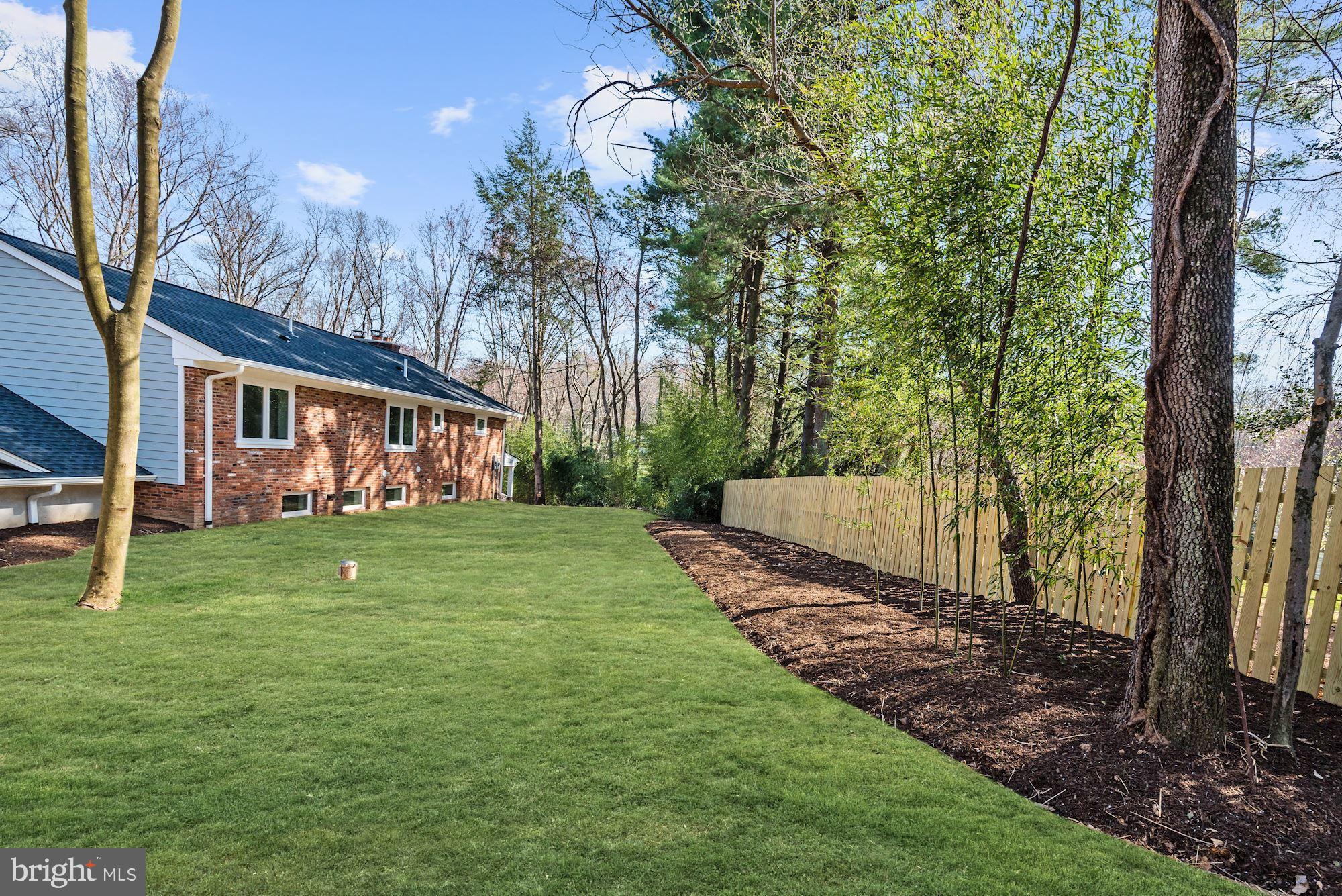 10526 Hunters Valley Road Vienna, VA 22181 - Photo 51 of 59 New Fence in Rear Yard