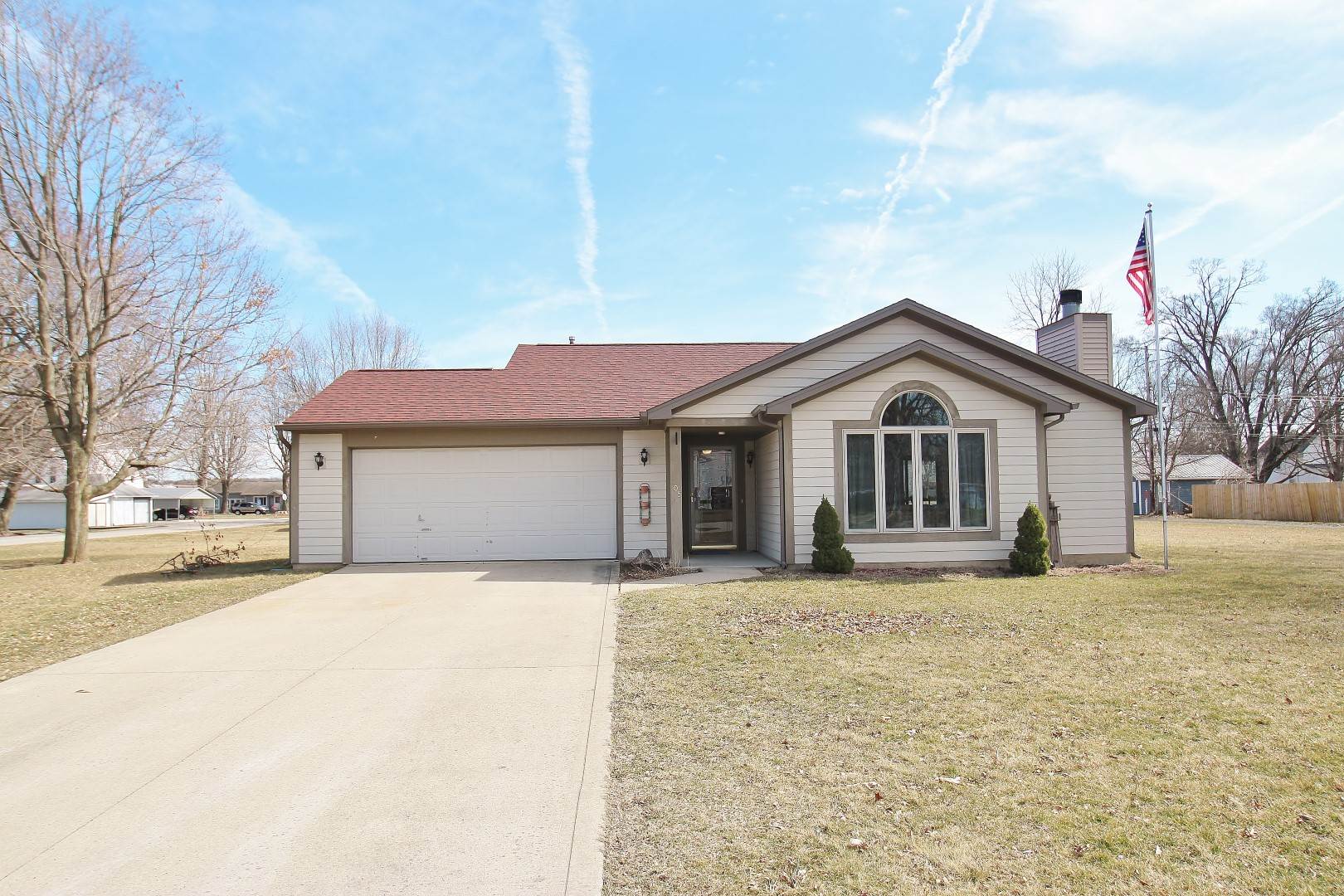 305 Martin Street Rome City, IN 46784 - Photo 1 of 13 Gallery Image 1