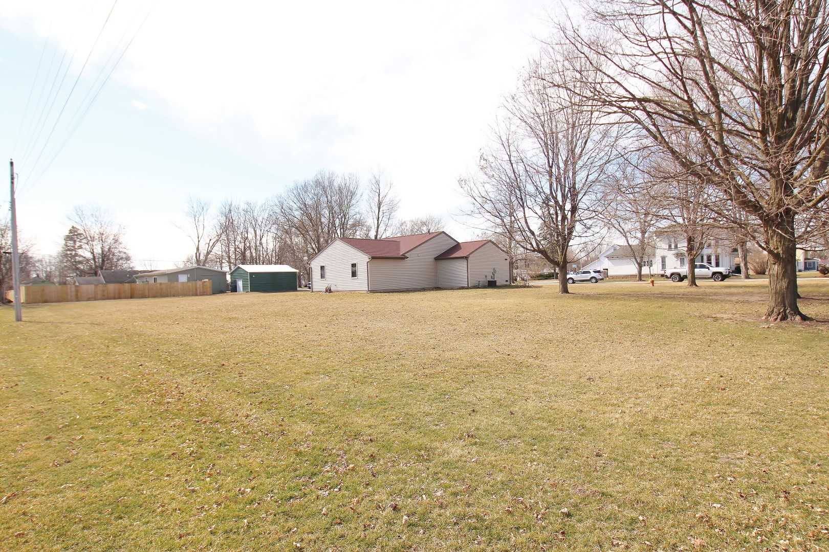 305 Martin Street Rome City, IN 46784 - Photo 3 of 13 Gallery Image 3
