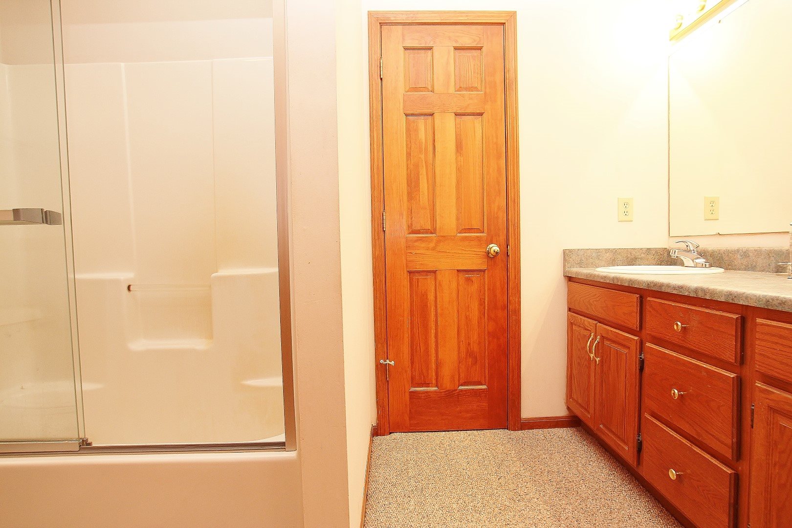 305 Martin Street Rome City, IN 46784 - Photo 9 of 13 Gallery Image 9