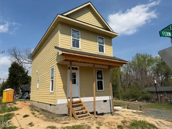 $2,400 | 1203 Fern Street, Durham, NC 27701