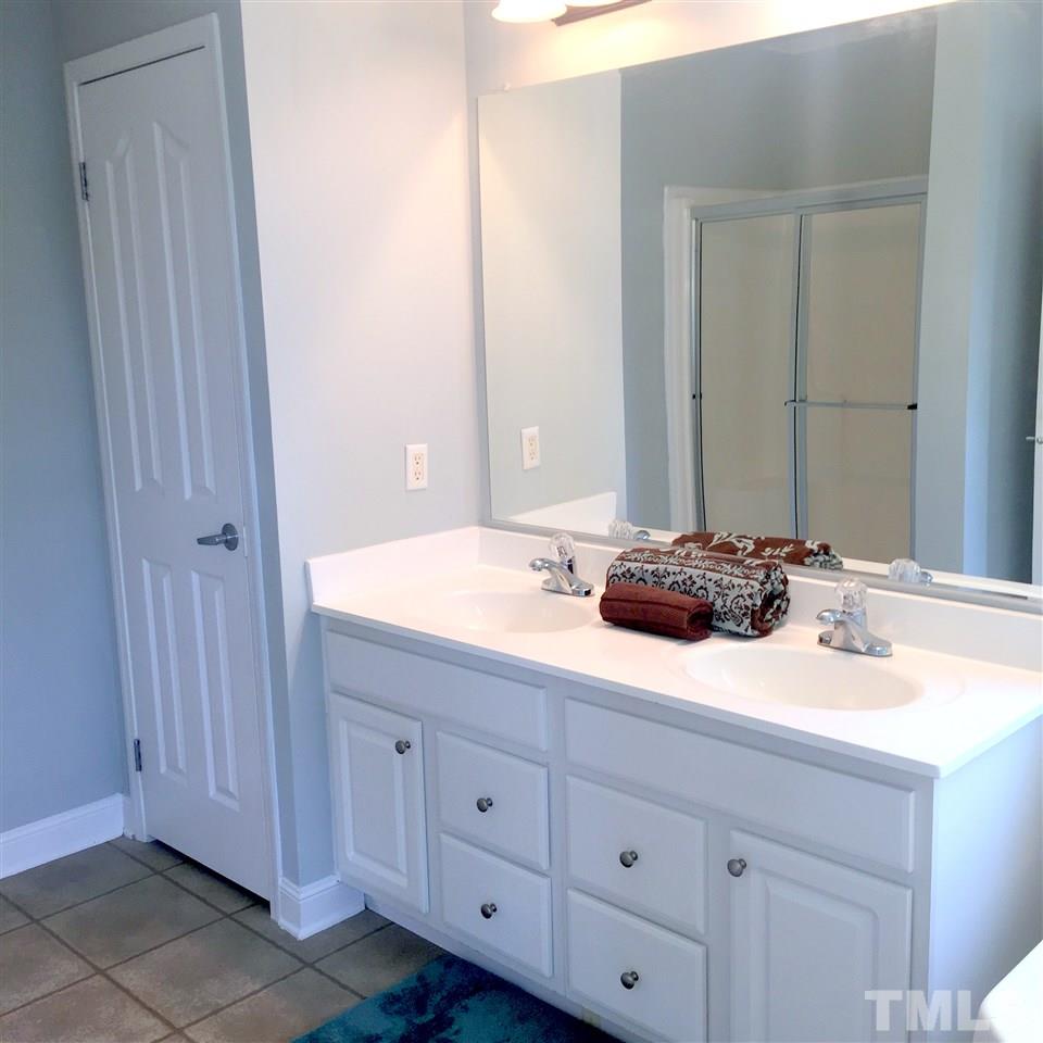 2065 Godwin Lake Road Newton Grove, NC 28366 - Photo 10 of 22 Gallery Image 10