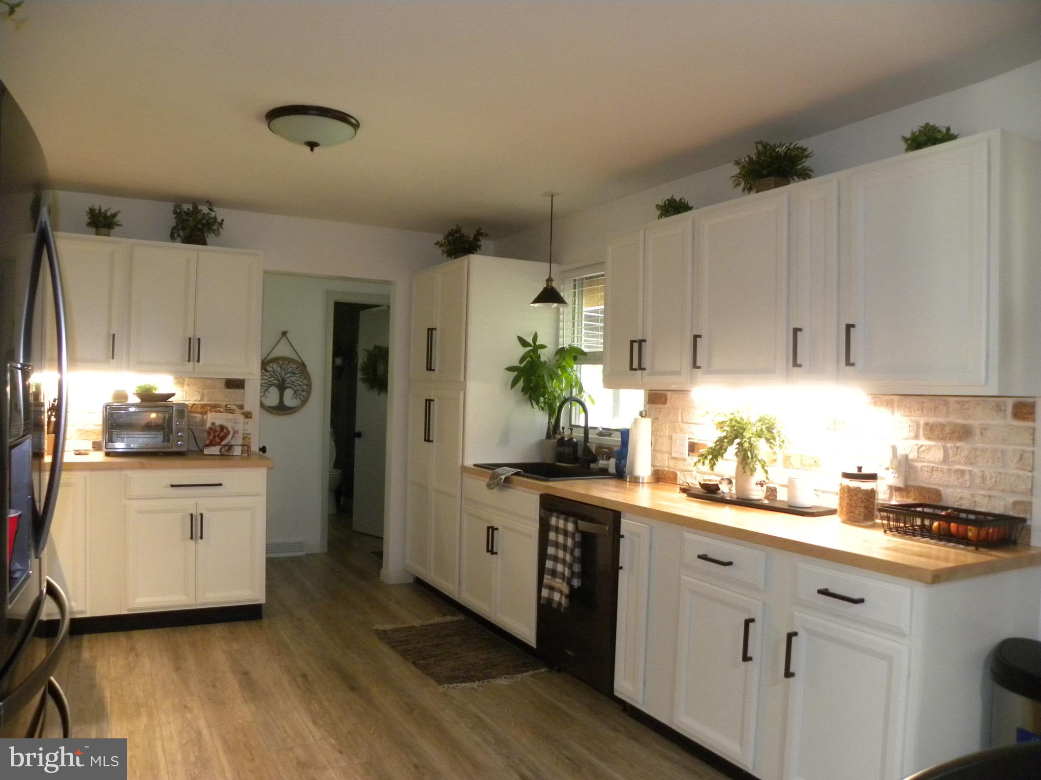 308 Magnolia Road Vineland, NJ 08360 - Photo 16 of 32