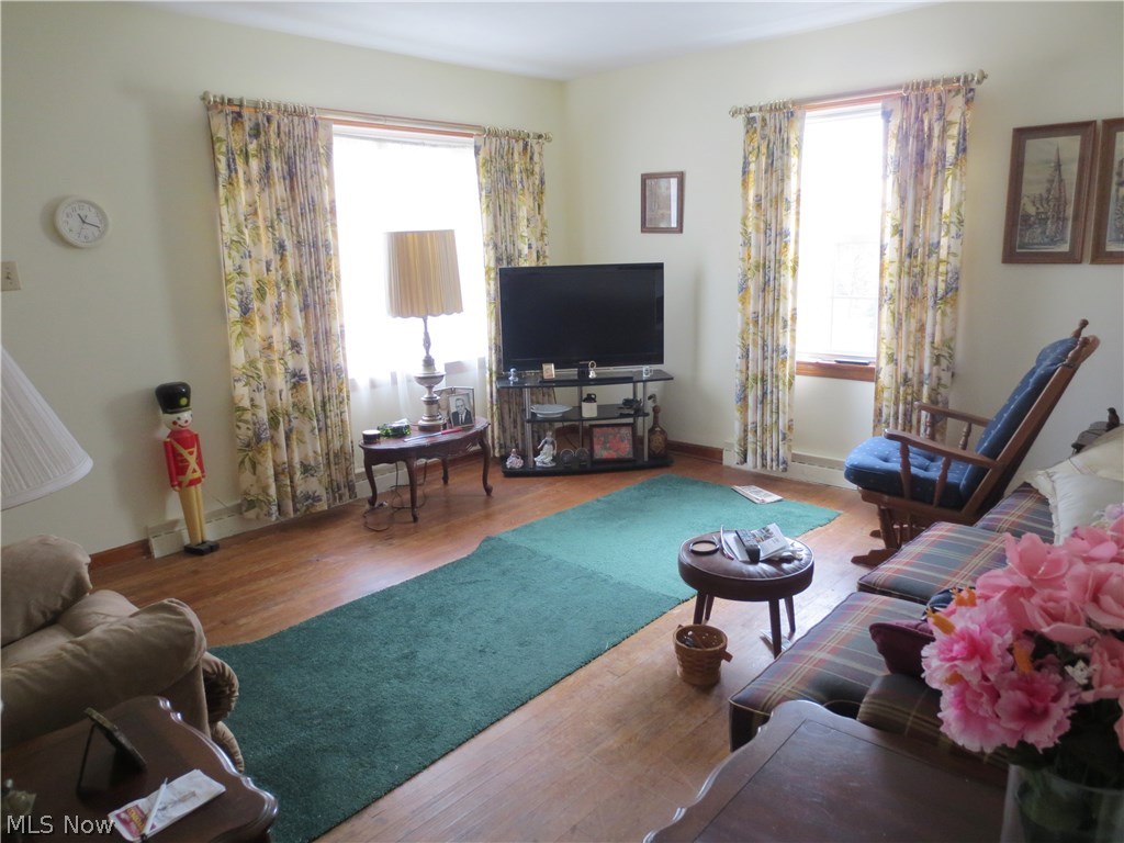 3136 Oser Road Norton, OH 44203 - Photo 2 of 8