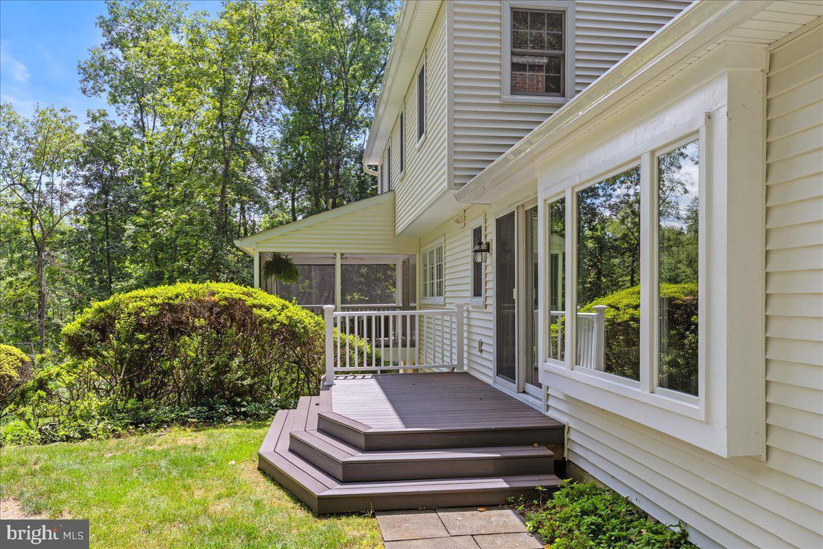 12 Poor Farm Road Pennington, NJ 08534 - Photo 34 of 40 Deck off of Family Room