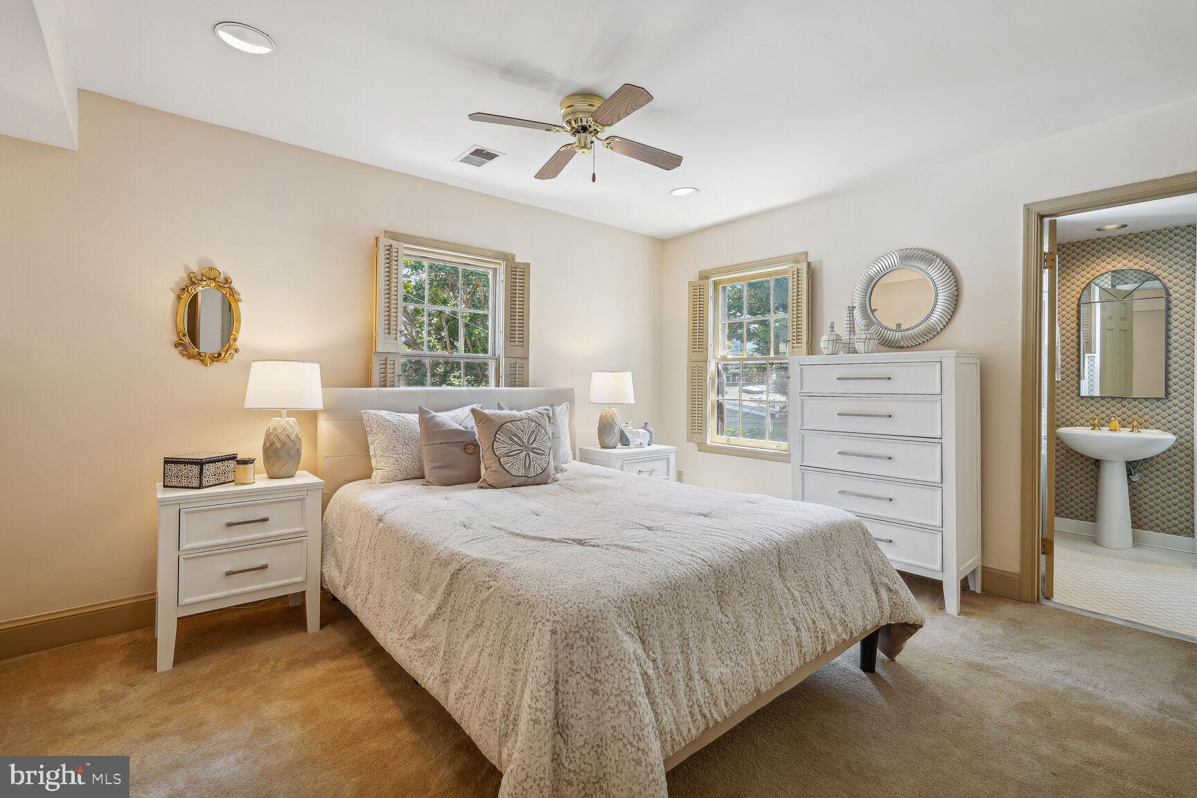 402 G Street Southeast Washington, DC 20003 - Photo 18 of 30