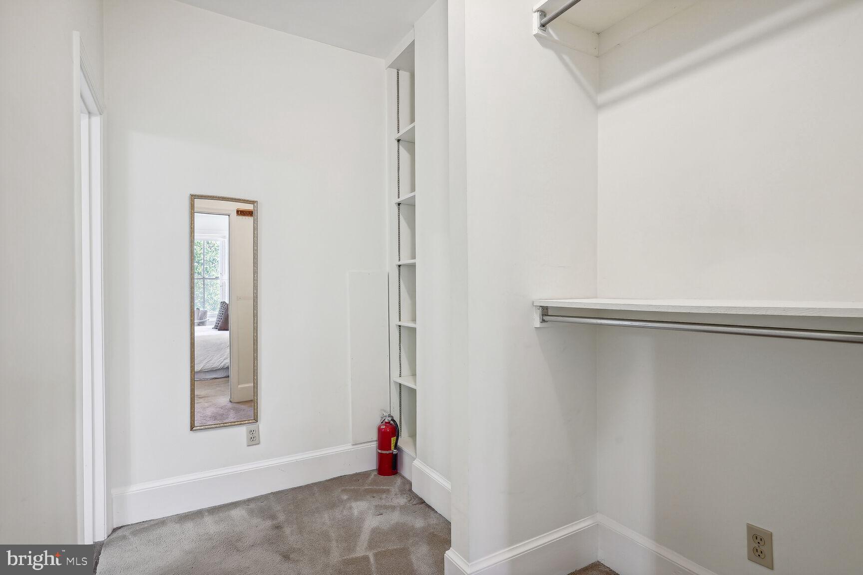 402 G Street Southeast Washington, DC 20003 - Photo 23 of 30
