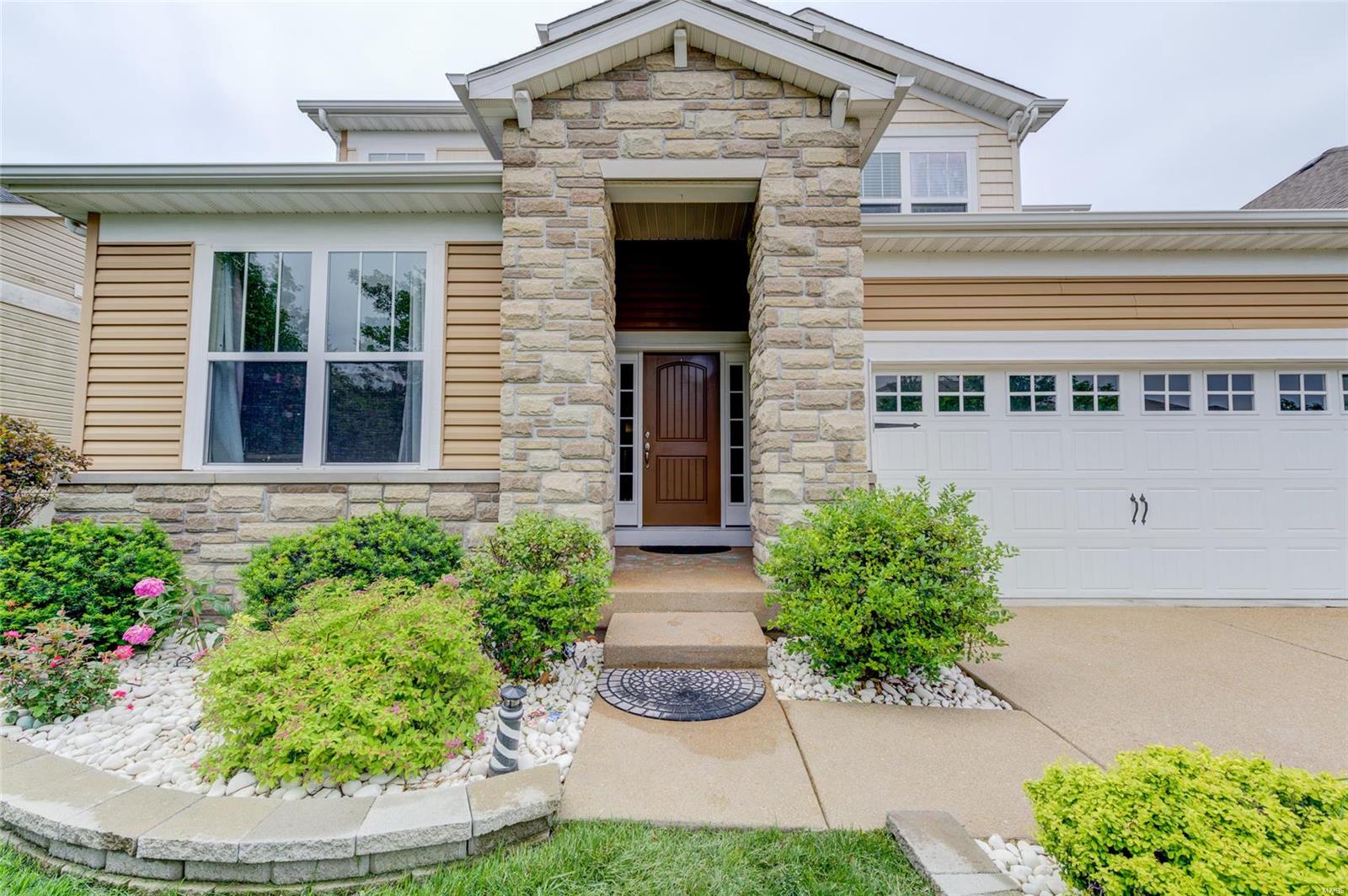445 Maple Rise Path Chesterfield, MO 63005 - Photo 2 of 52 Gallery Image 2