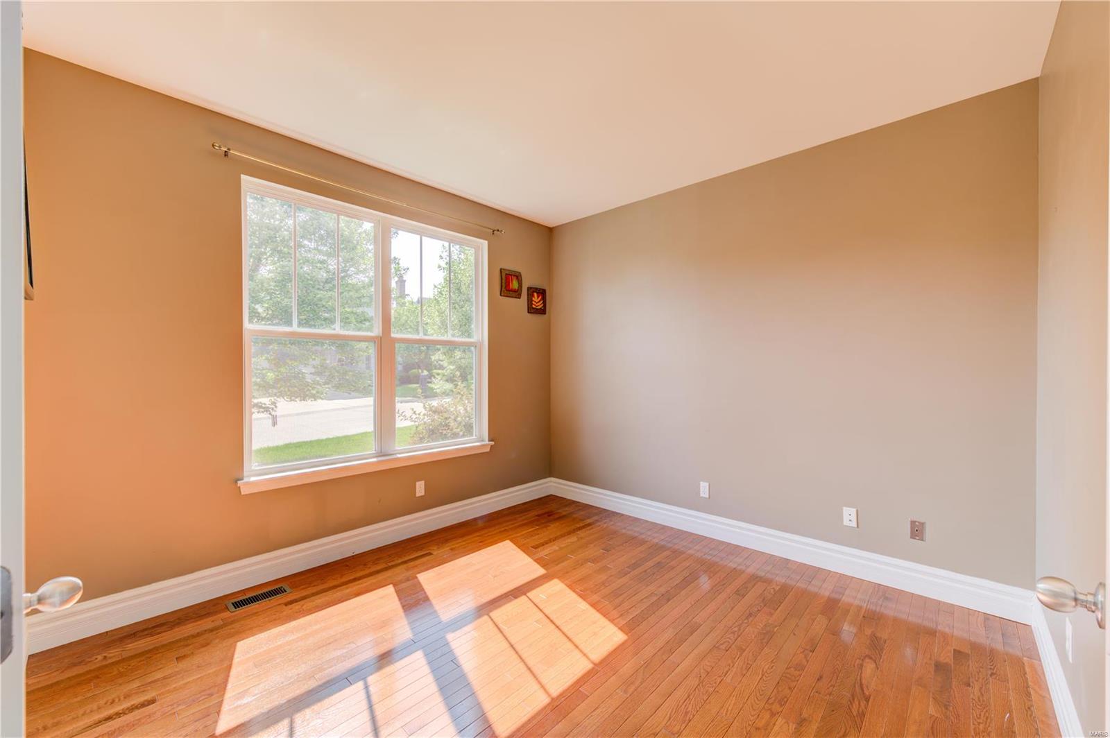 445 Maple Rise Path Chesterfield, MO 63005 - Photo 4 of 52 Gallery Image 4