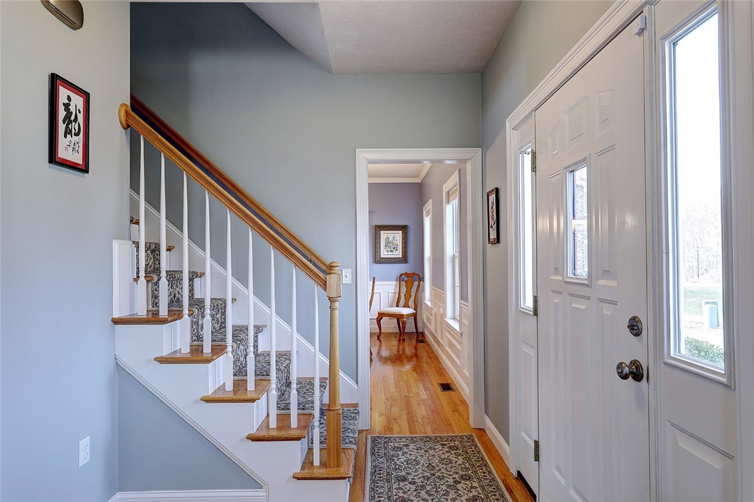 40 Britts Ridge Cumberland, RI 02864 - Photo 4 of 40