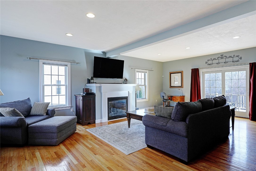 40 Britts Ridge Cumberland, RI 02864 - Photo 5 of 40