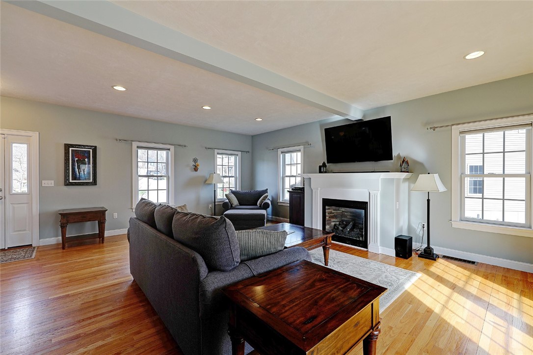 40 Britts Ridge Cumberland, RI 02864 - Photo 6 of 40