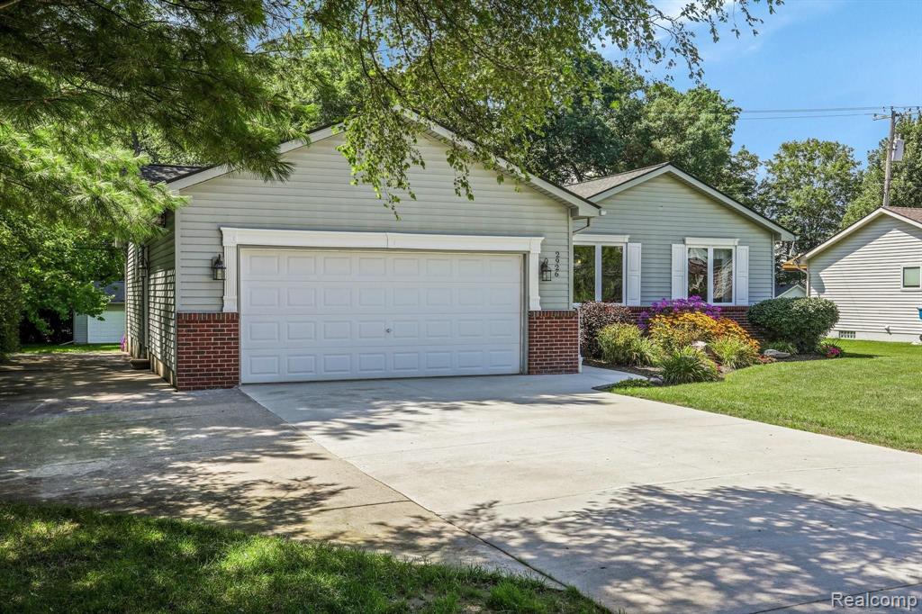 2926 Dearborn Avenue Rochester Hills, MI 48309 - Photo 28 of 29