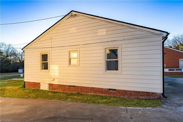 $178,900 | 624 West Harrison Street, Reidsville, NC 27320