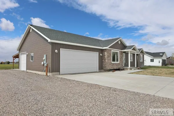 $585,000 | 179 North 4032 East, Rigby, ID 83442