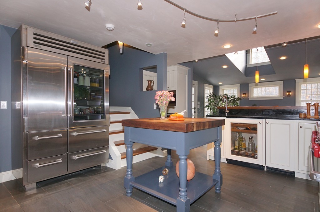 113 Wilder Road Bolton, MA 01740 - Photo 5 of 30 Gallery Image 5