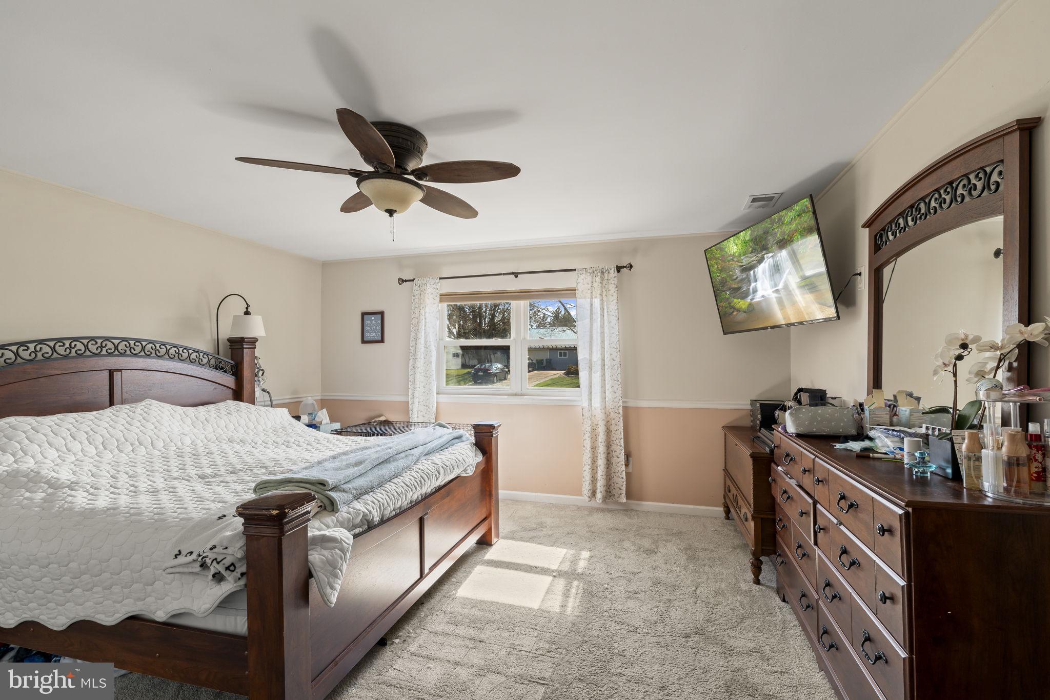 48 Fruitree Road Levittown, PA 19056 - Photo 17 of 41 Gallery Image 17