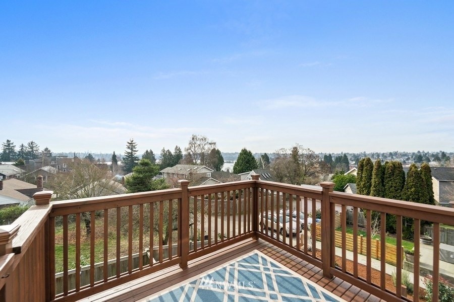 2017 North 80th Street Seattle, WA 98103 - Photo 27 of 31 Gallery Image 27