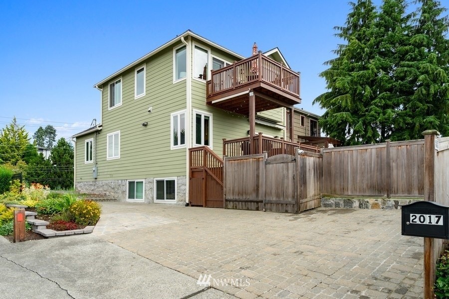 2017 North 80th Street Seattle, WA 98103 - Photo 31 of 31 Gallery Image 31