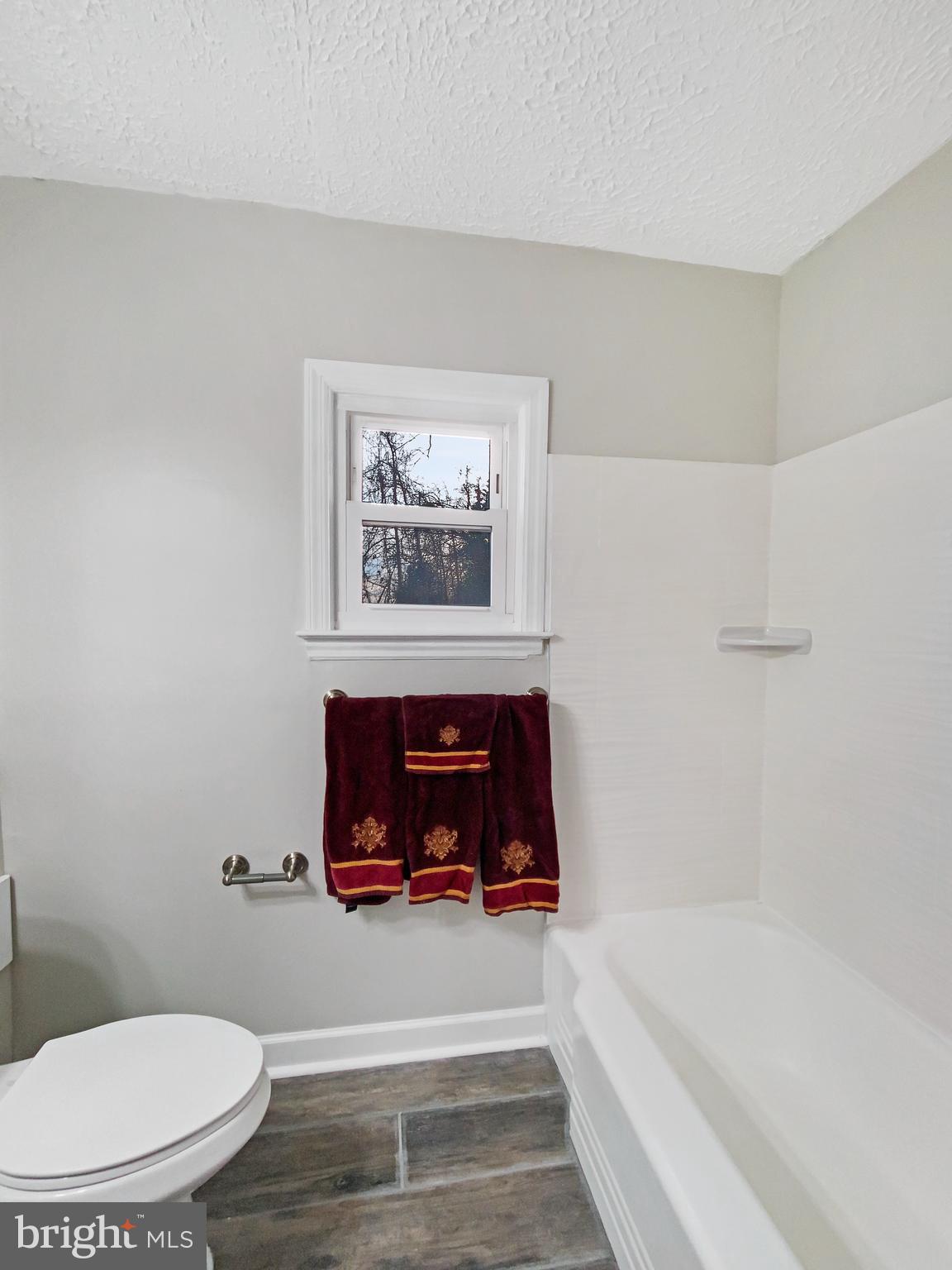 2897 Willoughby Road Baltimore, MD 21234 - Photo 13 of 33 1st floor boast a full bathroom.