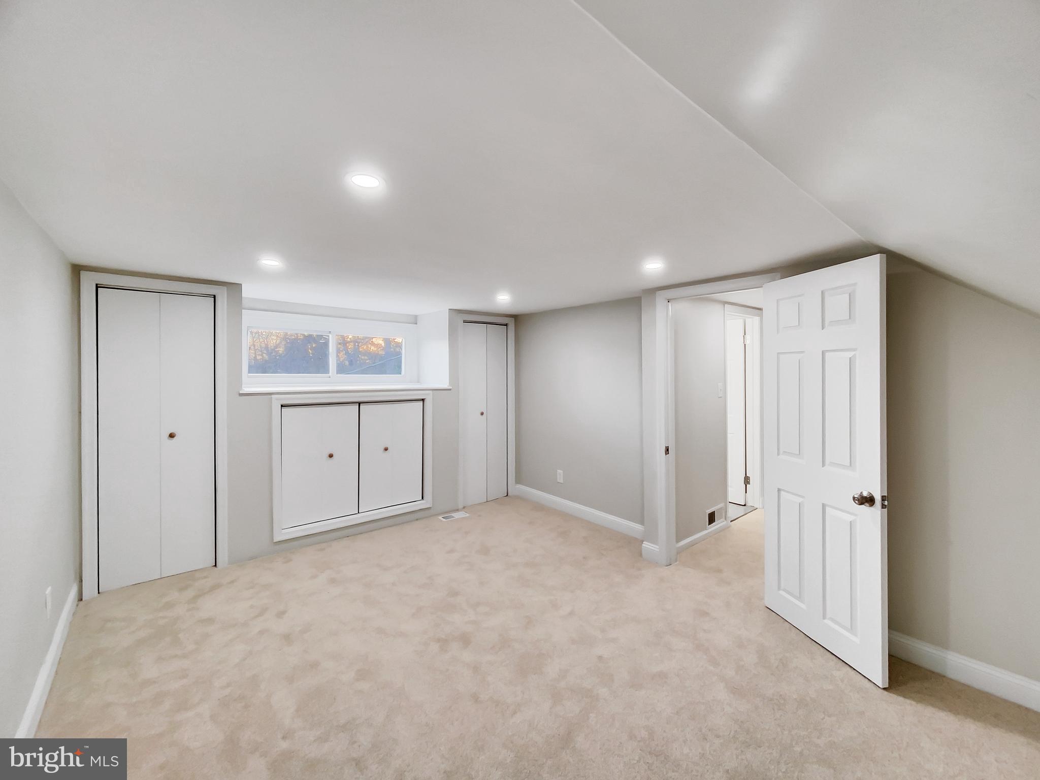 2897 Willoughby Road Baltimore, MD 21234 - Photo 15 of 33 Main bedroom has lots of closet space.