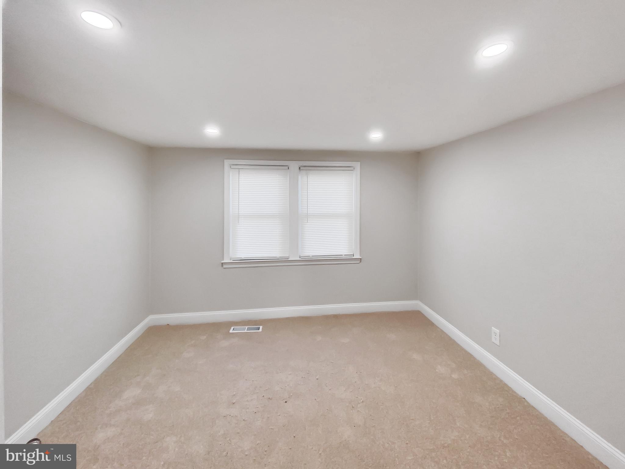 2897 Willoughby Road Baltimore, MD 21234 - Photo 17 of 33 Bedroom 2