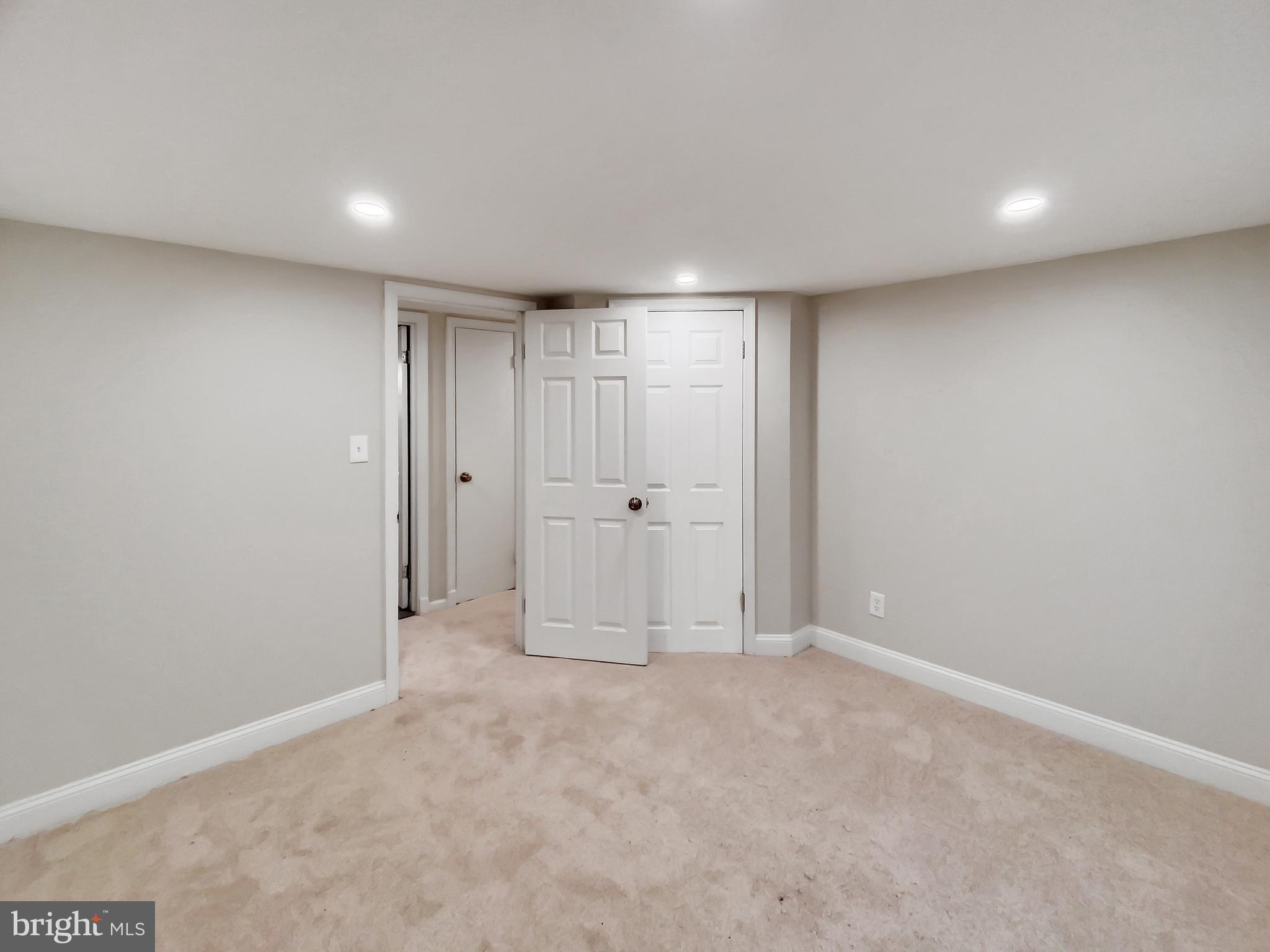 2897 Willoughby Road Baltimore, MD 21234 - Photo 18 of 33 Bedroom 2