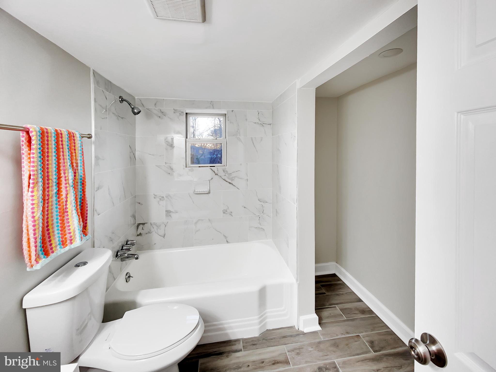 2897 Willoughby Road Baltimore, MD 21234 - Photo 24 of 33 2nd floor bathroom has space for makeup vanity