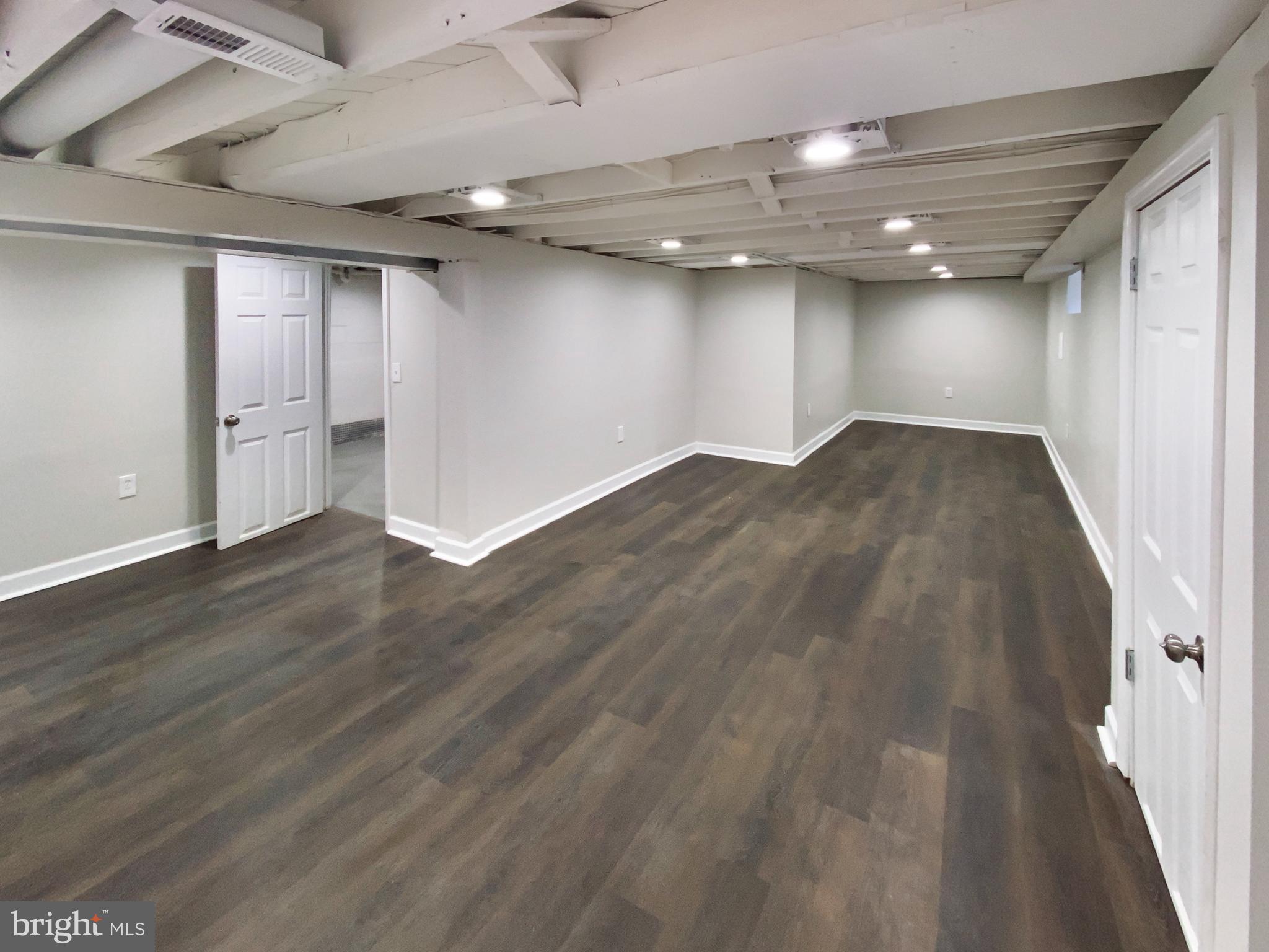 2897 Willoughby Road Baltimore, MD 21234 - Photo 25 of 33 Huge family room or 4th bedroom