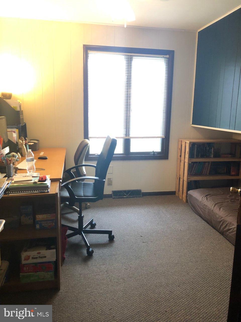 7 Thornbury Road Reading, PA 19606 - Photo 21 of 21 Office Study