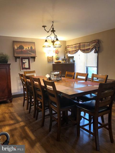 7 Thornbury Road Reading, PA 19606 - Photo 6 of 21 Dining Room