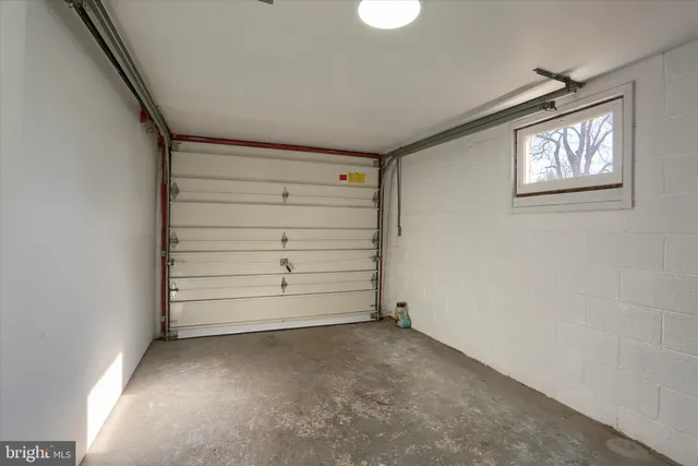 an empty room with a empty space