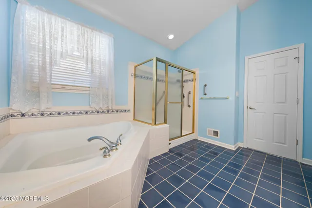 $479,900 | 105 Golf View Drive, Little Egg Harbor, NJ 08087