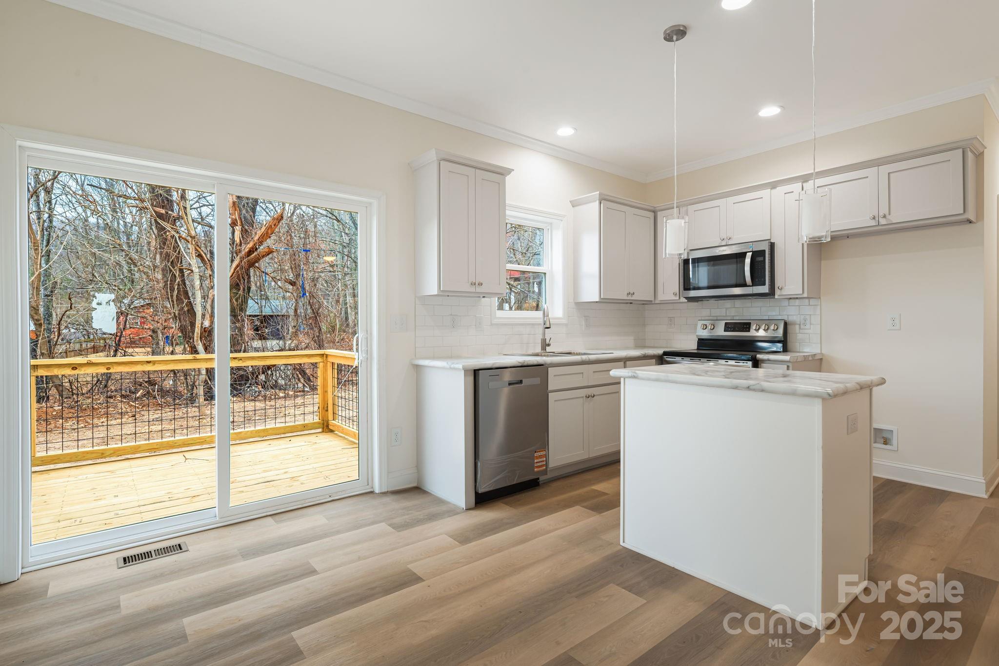 133 Park Ridge Avenue Swannanoa, NC 28778 - Photo 12 of 32