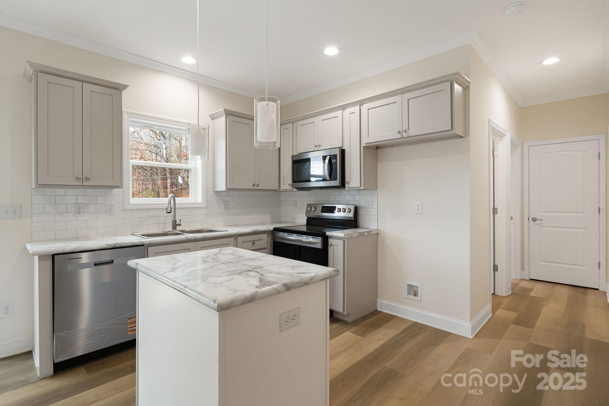 133 Park Ridge Avenue Swannanoa, NC 28778 - Photo 13 of 32