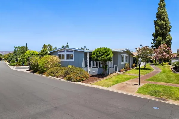 $400,000 | 9255 Magnolia Avenue, Santee, CA 92071
