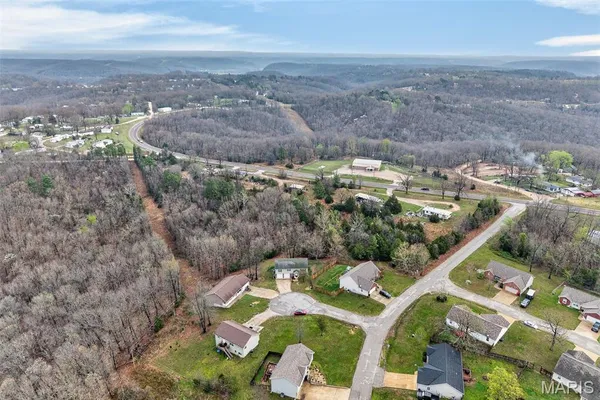 $265,000 | 14135 Hopi Lane, Dixon, MO 65459