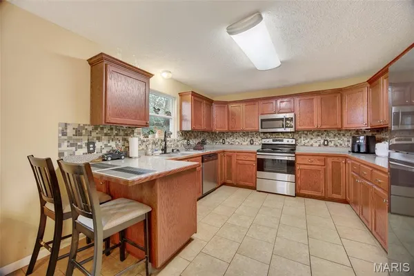 $265,000 | 14135 Hopi Lane, Dixon, MO 65459