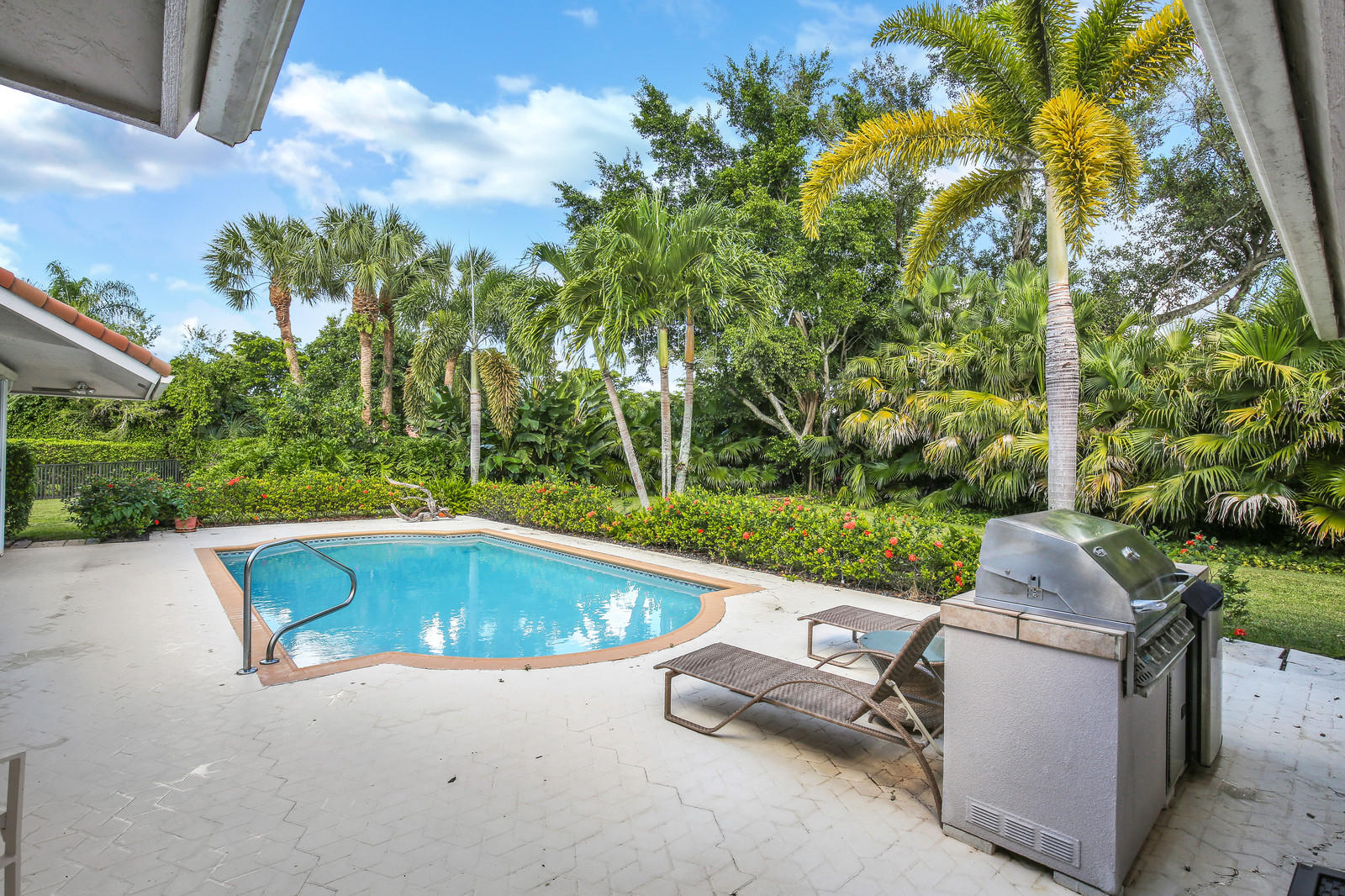 7589 La Corniche Circle Boca Raton, FL 33433 - Photo 2 of 23 23_Image_24_of_25_mls