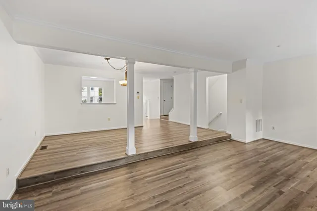 $500,000 | 2584 Windy Oak Court, Crofton, MD 21114