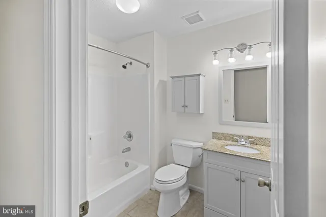 $500,000 | 2584 Windy Oak Court, Crofton, MD 21114